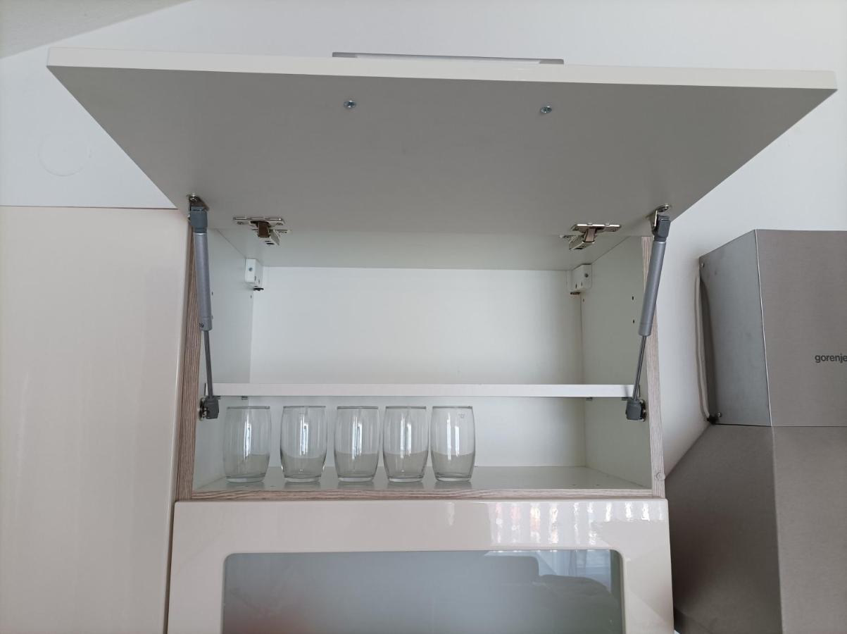 Apartman Periska Vir Ngoại thất bức ảnh